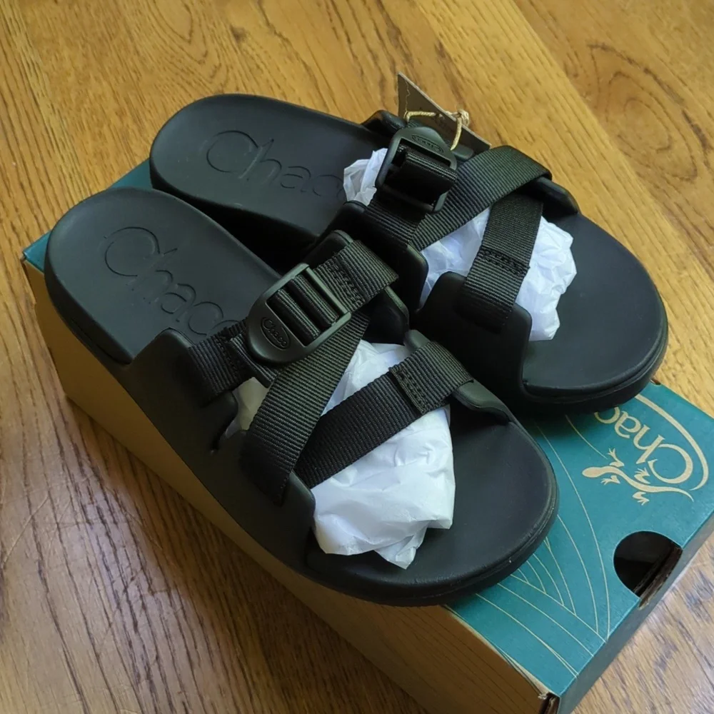 NIB Chaco Chillos Slide Sandals Black Adjustable Strap Sandal Kid's Size 4